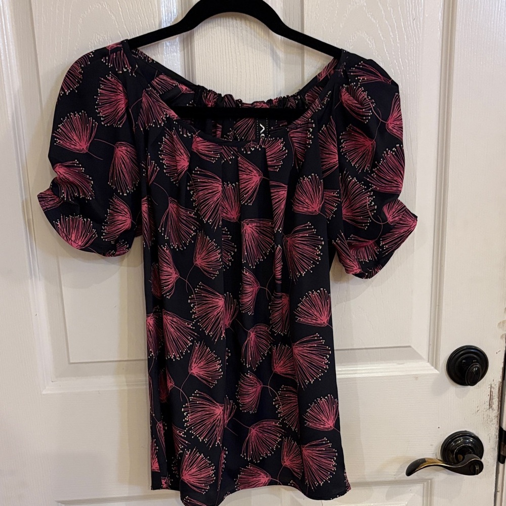 Elegant Black and Pink Women's Top